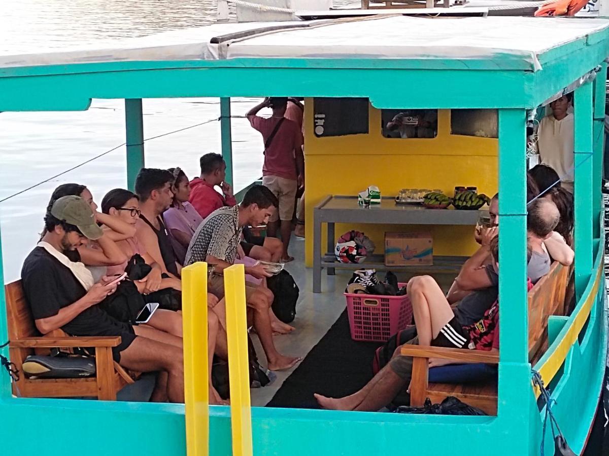 Komodoku One Love Homestay And Tour Labuan Bajo Extérieur photo